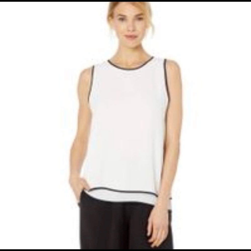Vince Camuto Sleeveless Contrast Piping Blouse